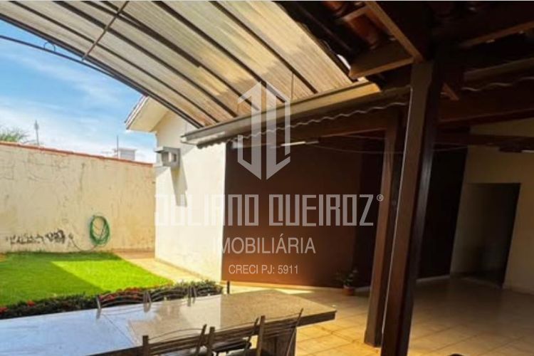 Juliano Queiroz Corretor de Imóveis - Patos de Minas/MG