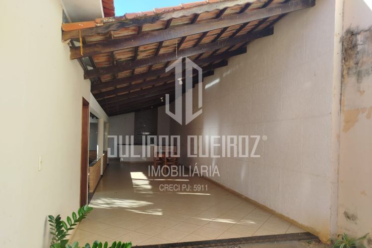 Juliano Queiroz Corretor de Imóveis - Patos de Minas/MG